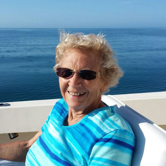 Meet your Posher, Edith - Picture 1 of 1